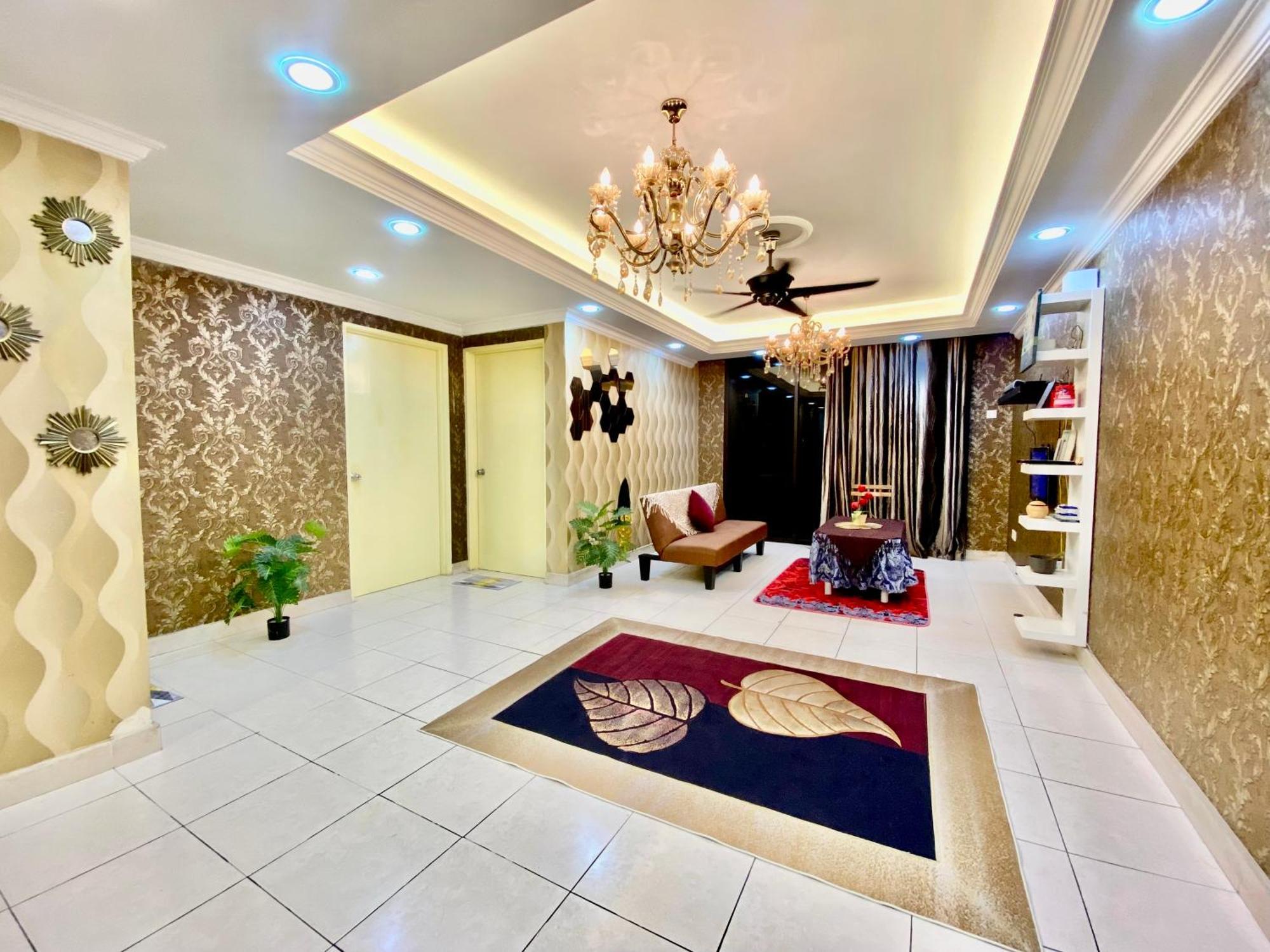 Putravilla Condominium Lovely & Spacious With Public Pool Kampong Kerdas 외부 사진